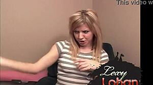 Amatérka Lexy Lohan ukazuje svoje kameltoe a prirodzené prsia
