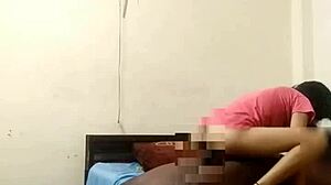Scopata hardcore interrazziale con una ragazza indiana musulmana