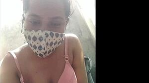 Une nana de Bangkok prend une grosse bite dans une vidéo hardcore