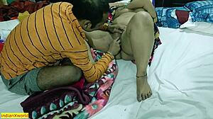 Молодой человек занимается запретным индийским бенгальским сексом со своей партнершей